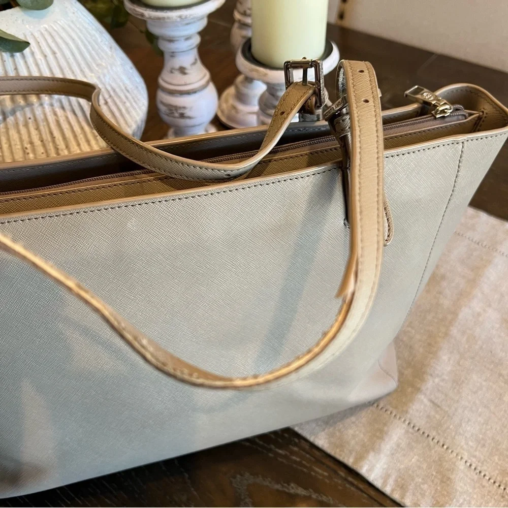 Tory Burch Emerson Carryall Bag - Tan